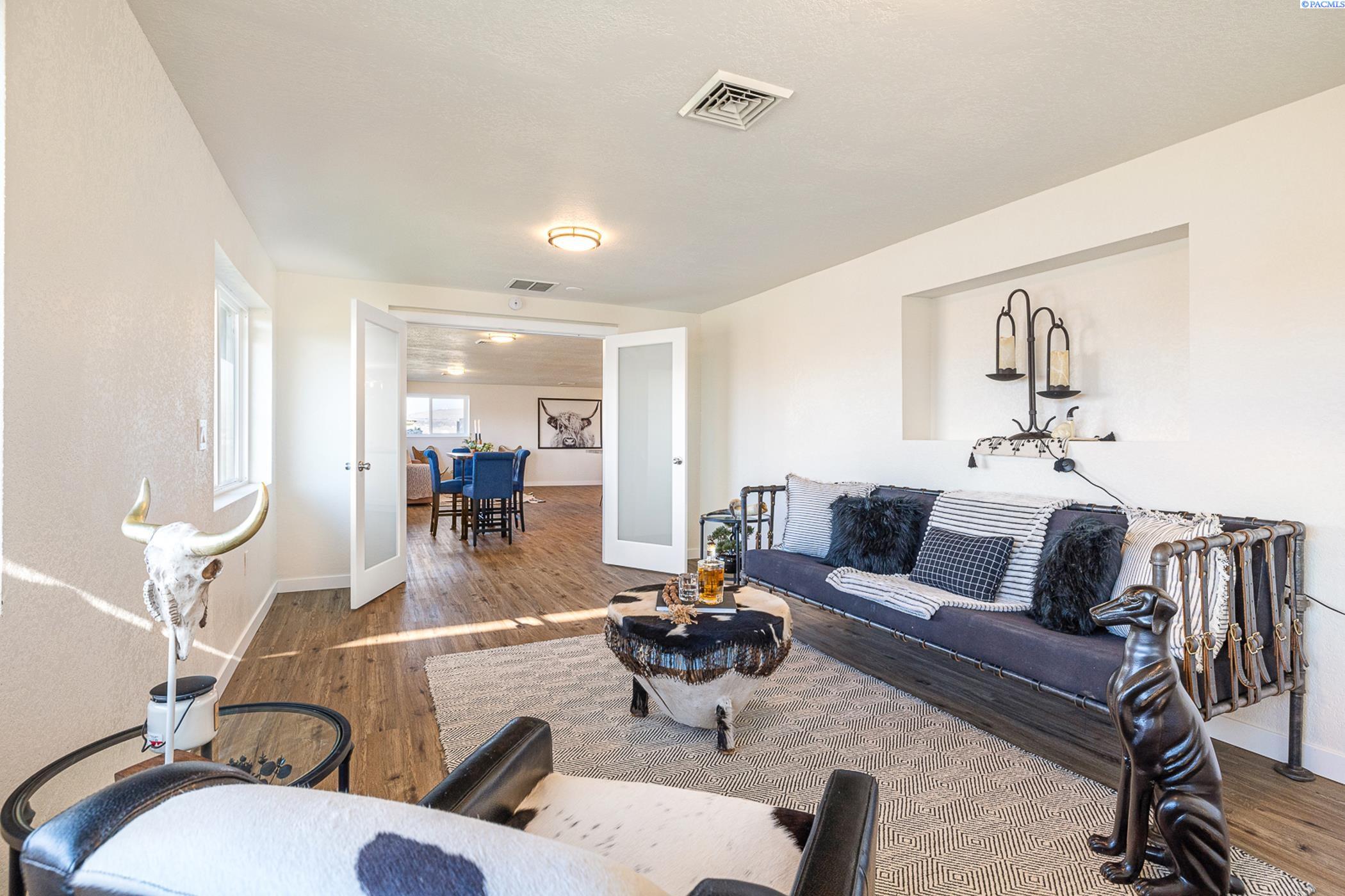 104105 East Badger Road Kennewick, WA 99338 - Photo 14 of 45 Gallery Image 14