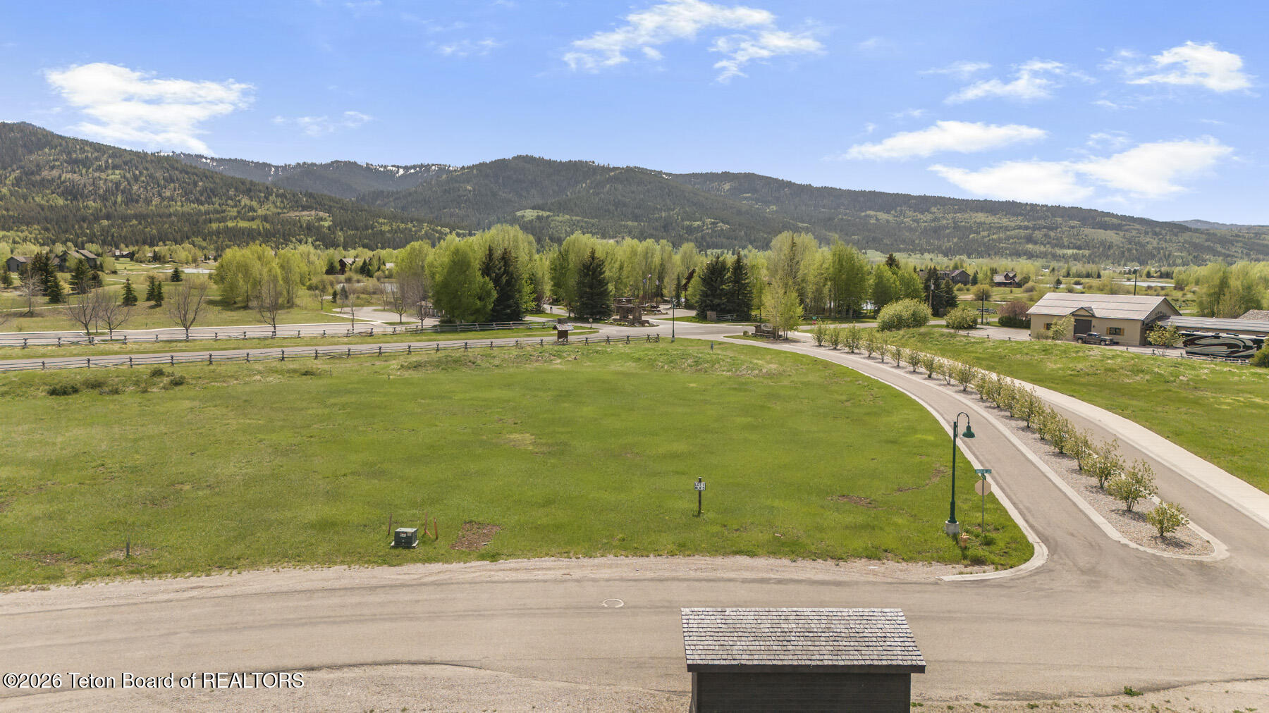 9521 Timberline Loop Victor, ID 83455 - Photo 6 of 10 6 Front of Lot South View Aerial