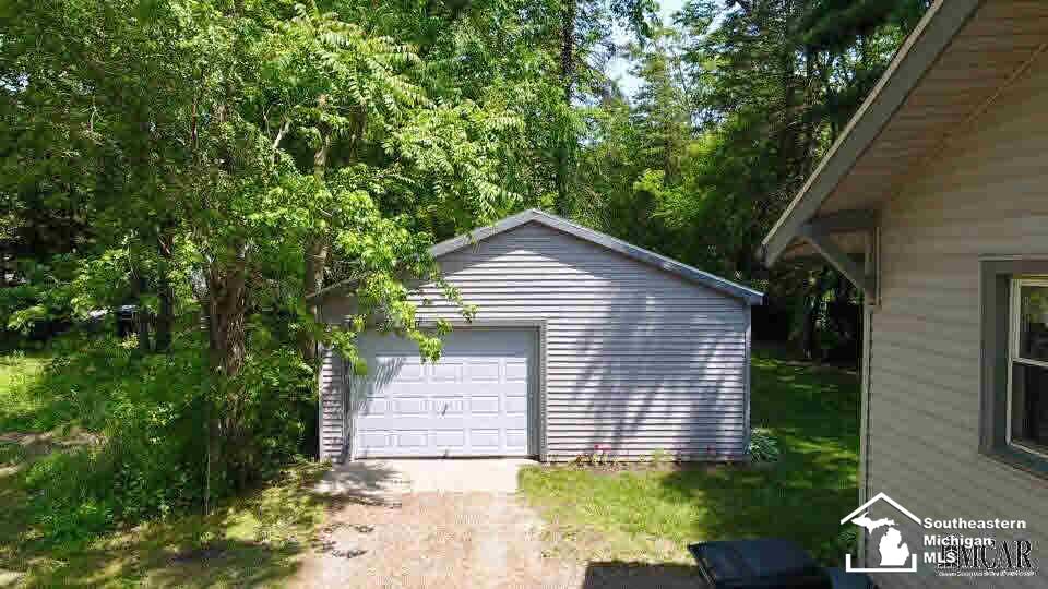 1032 Samaria Road Temperance, MI 48182 - Photo 3 of 18