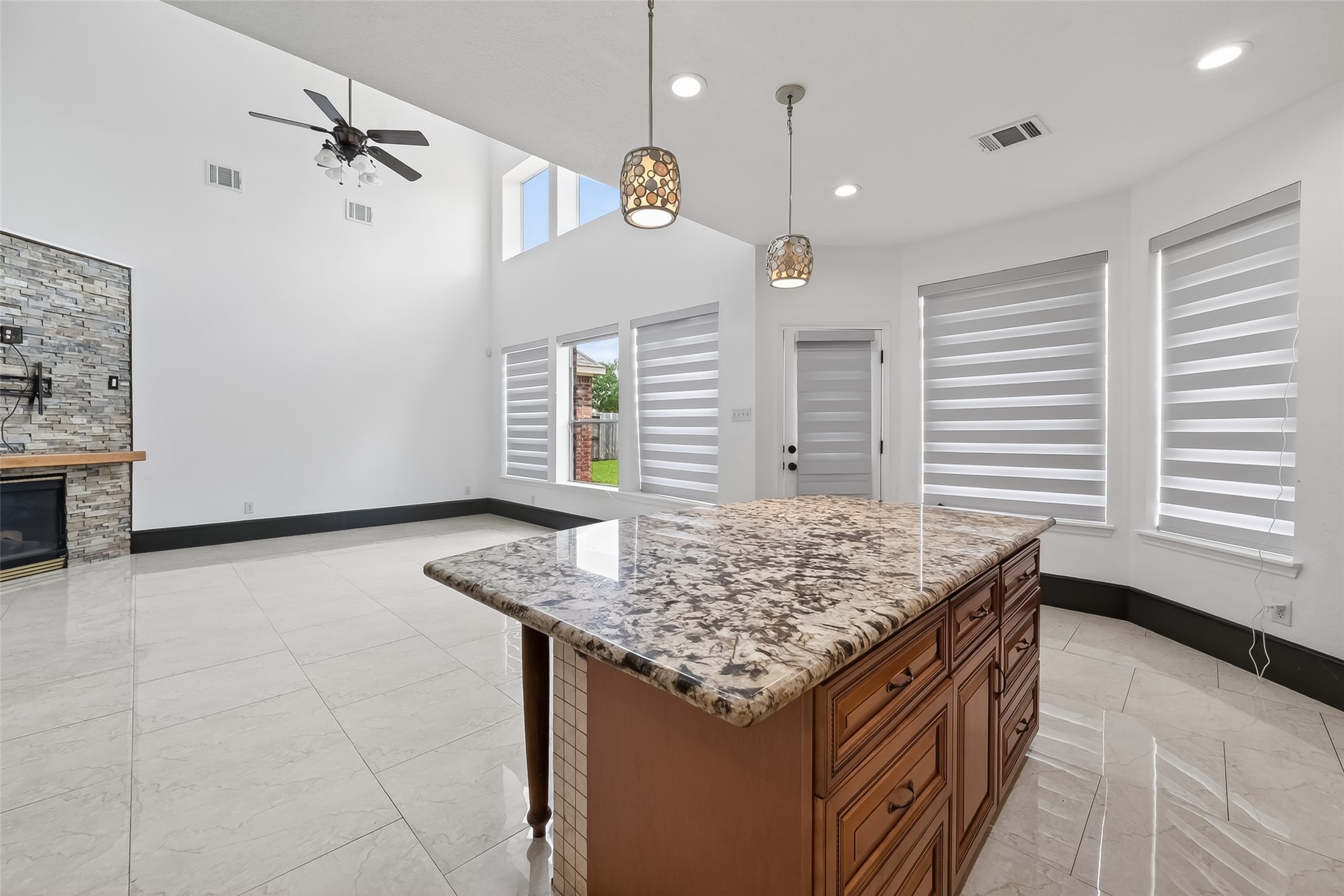 1311 Rene Court Sugar Land, TX 77479 - Photo 15 of 45