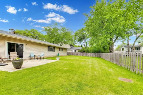 $399,900 | 605 North Rohlwing Road, Palatine, IL 60074