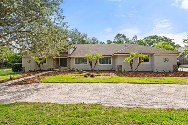 $899,000 | 5321 Foxshire Court, Orlando, FL 32819