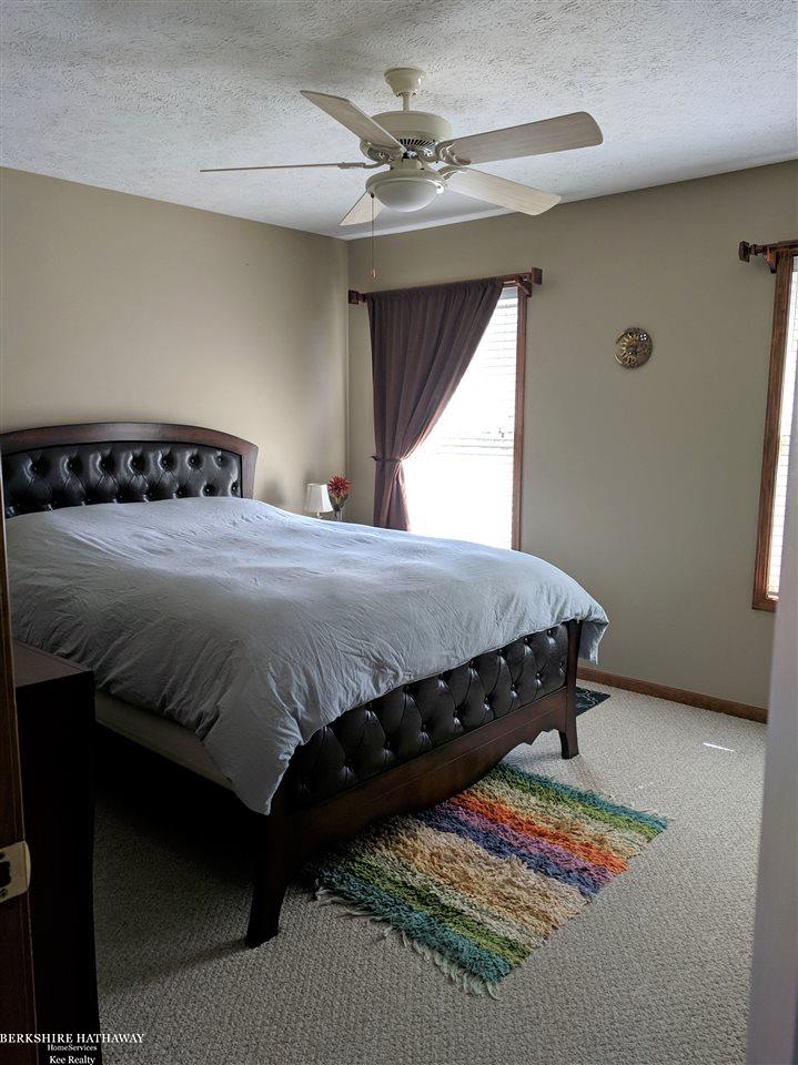 1934 Sundance Ridge Howell, MI 48843 - Photo 41 of 62 31376026-40.JPG