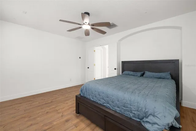 $489,900 | 5950 Beaconpark Street, Lithia, FL 33547