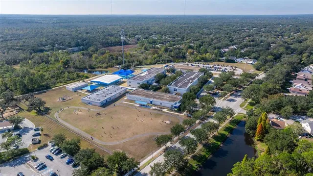 $489,900 | 5950 Beaconpark Street, Lithia, FL 33547