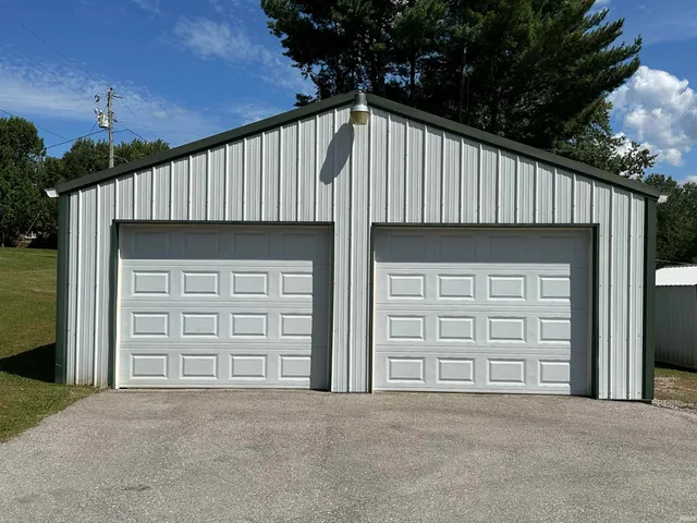 $249,900 | 4092 Tunnelton Road, Bedford, IN 47421