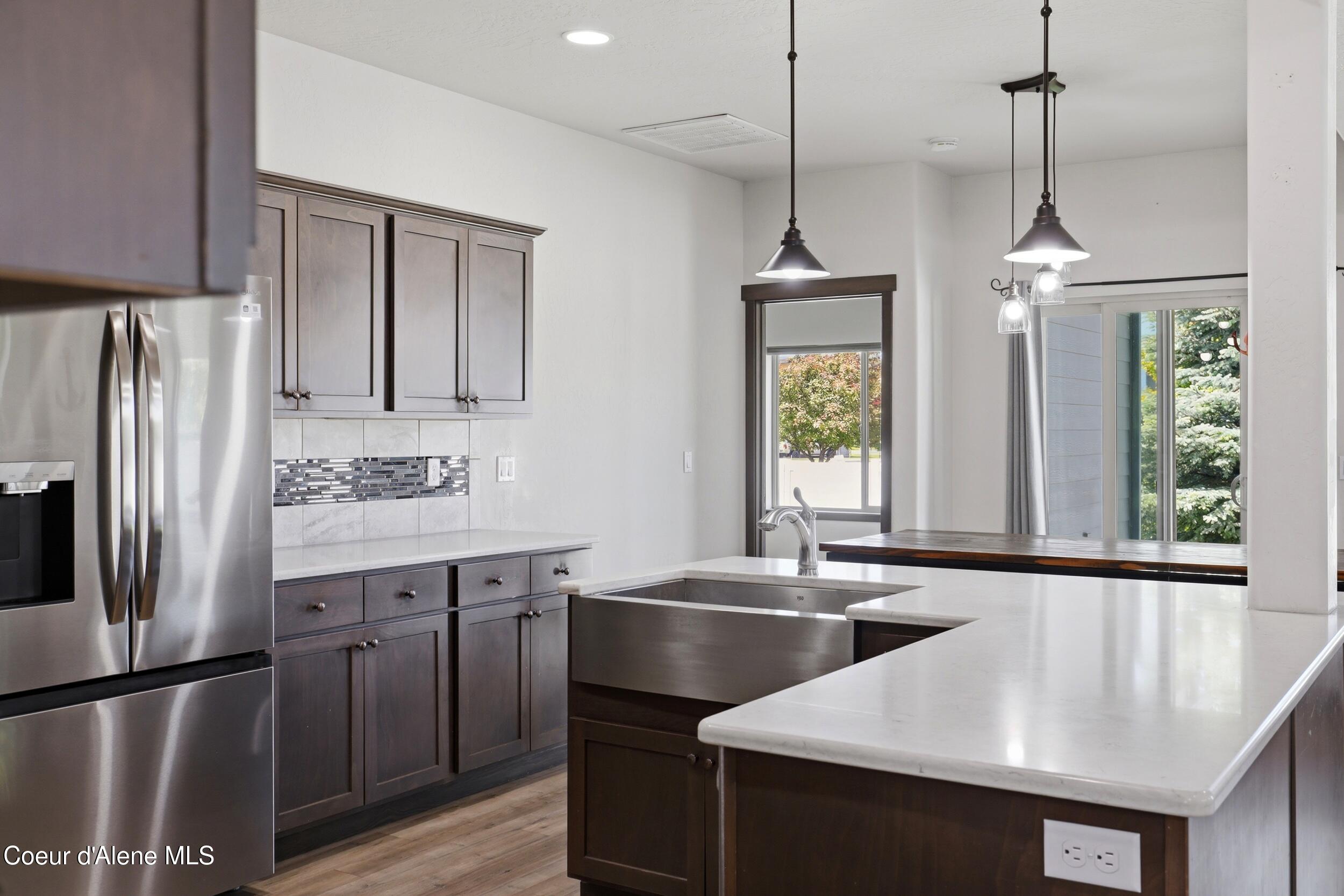 6643 North Gavin Loop Coeur D'Alene, ID 83815 - Photo 11 of 30 Kitchen