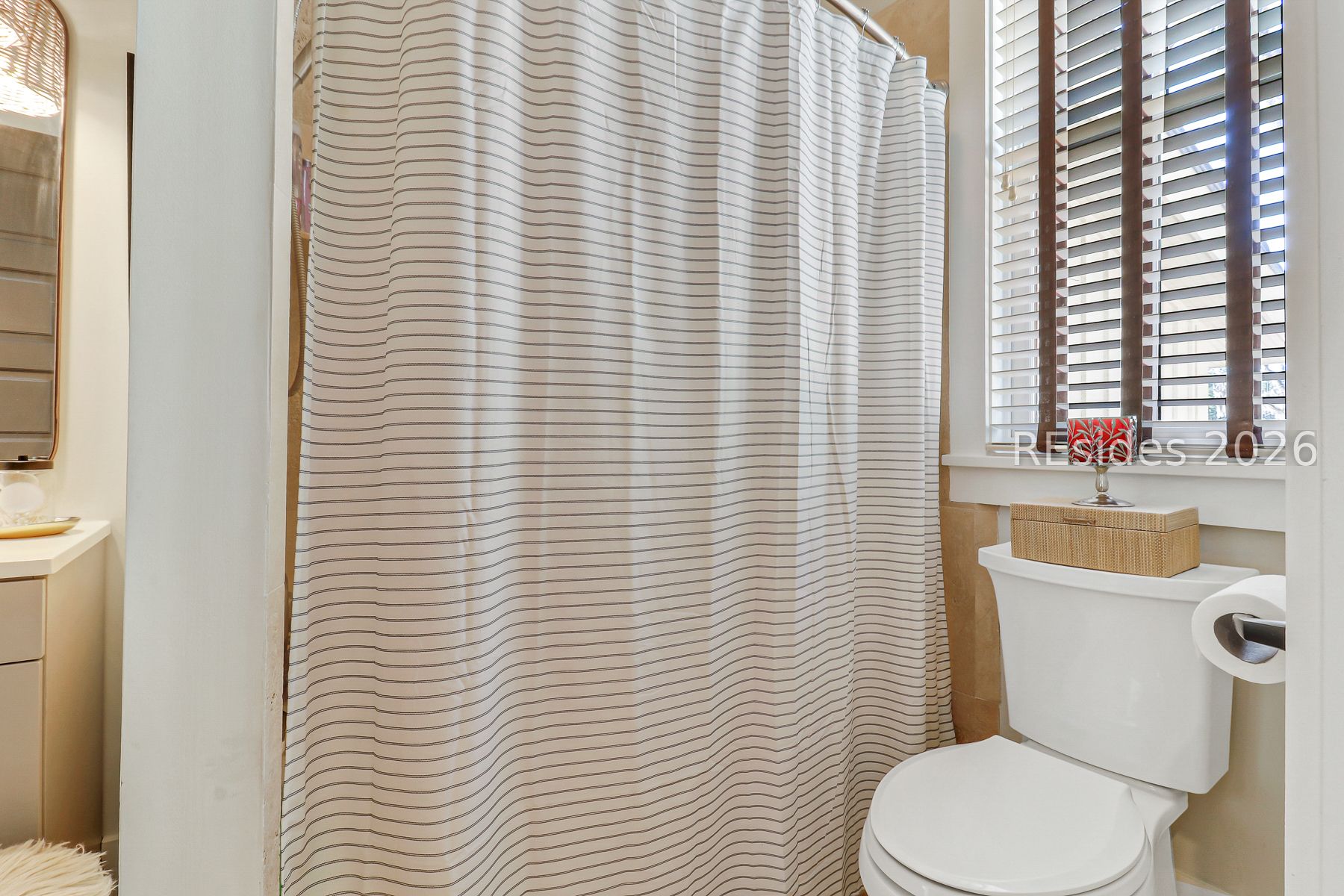 893 Grays Highway Ridgeland, SC 29936 - Photo 18 of 69 Shower/Pecan Cottage