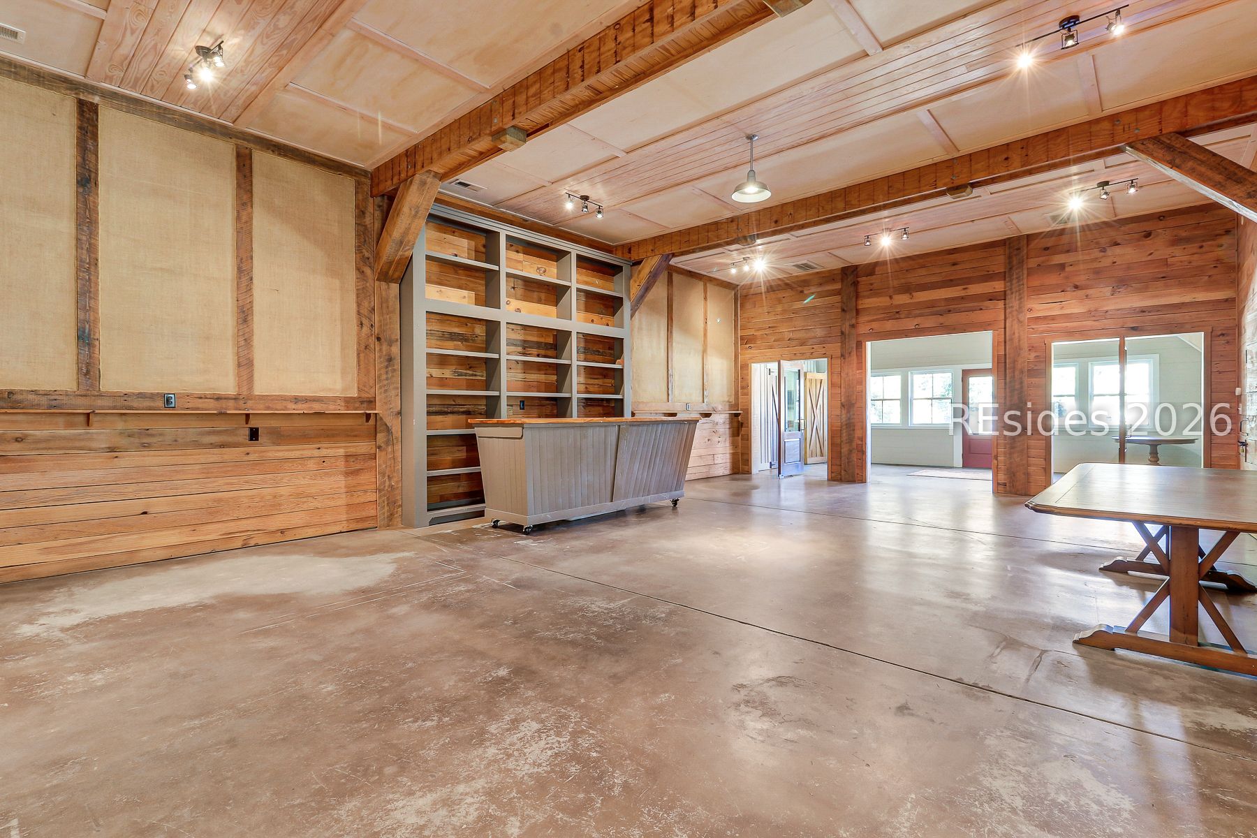 893 Grays Highway Ridgeland, SC 29936 - Photo 38 of 69 Bar Area/Event Hall