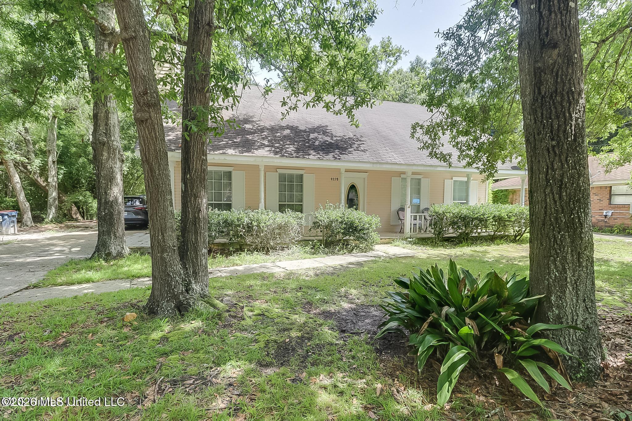 9228 Pointe Aux Chenes Road Ocean Springs, MS 39564 - Photo 2 of 24 20250801071444981855000000-o
