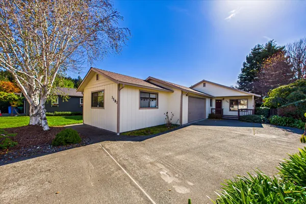 $445,000 | 3581 Clifton Way, Fortuna, CA 95540