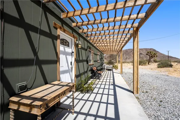 $399,000 | 2750 Gibralter Road, Landers, CA 92285