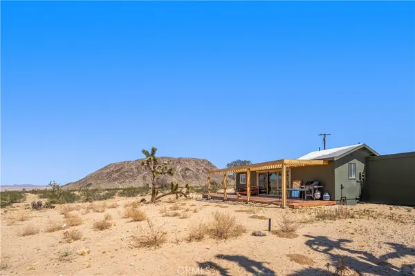 $399,000 | 2750 Gibralter Road, Landers, CA 92285