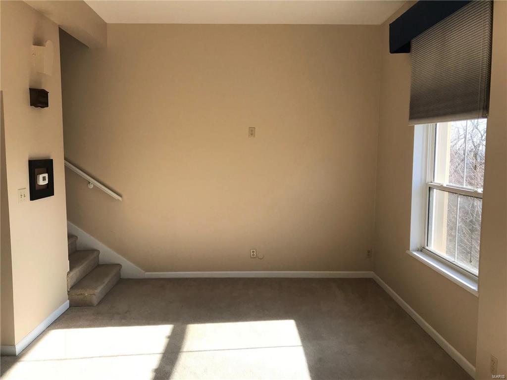 417 Prospect Street, Unit W Alton, IL 62002 - Photo 2 of 8