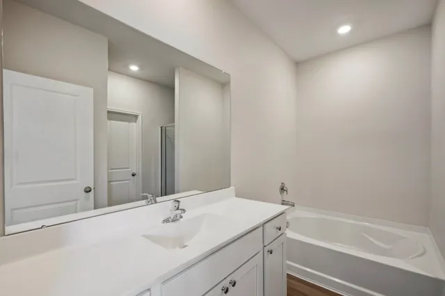 $273,900 | 335 Kingston Way, Waller, TX 77484