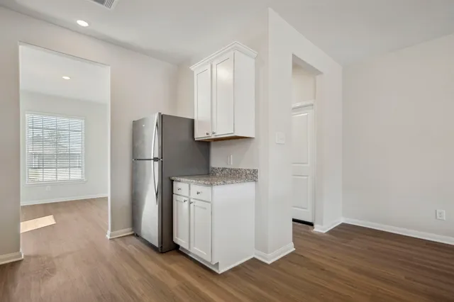 $273,900 | 335 Kingston Way, Waller, TX 77484