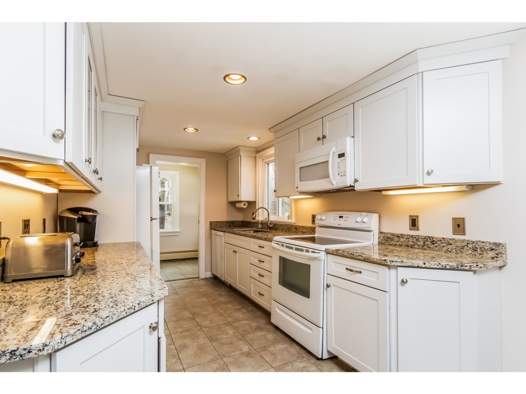 178 Proctor Hill Road Hollis, NH 03049 - Photo 17 of 36 Gallery Image 17