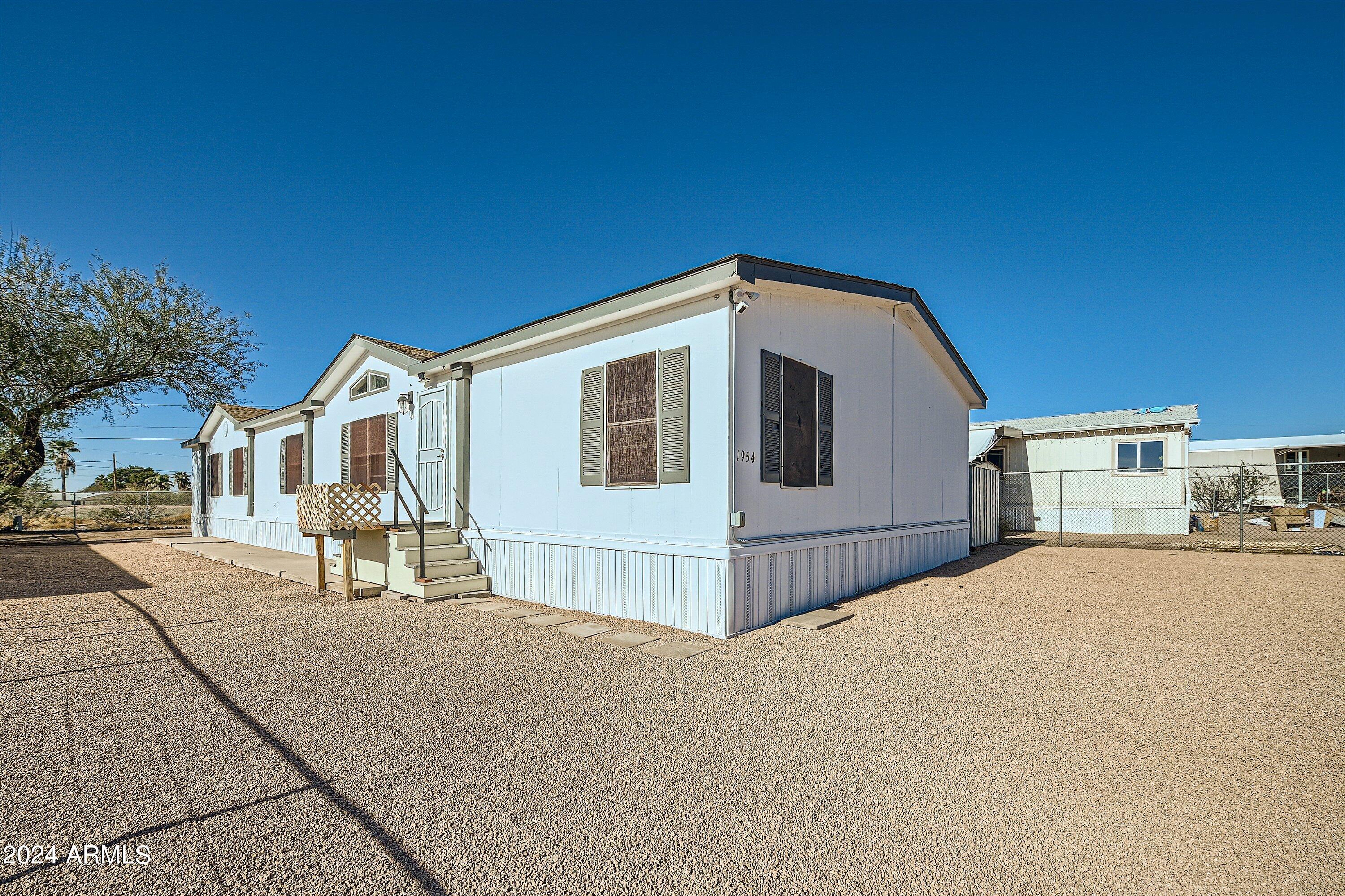 1954 South Mariposa Road Apache Junction, AZ 85119 - Photo 1 of 27 1954 S Mariposa Rd - MLS Sized - 001 - 0