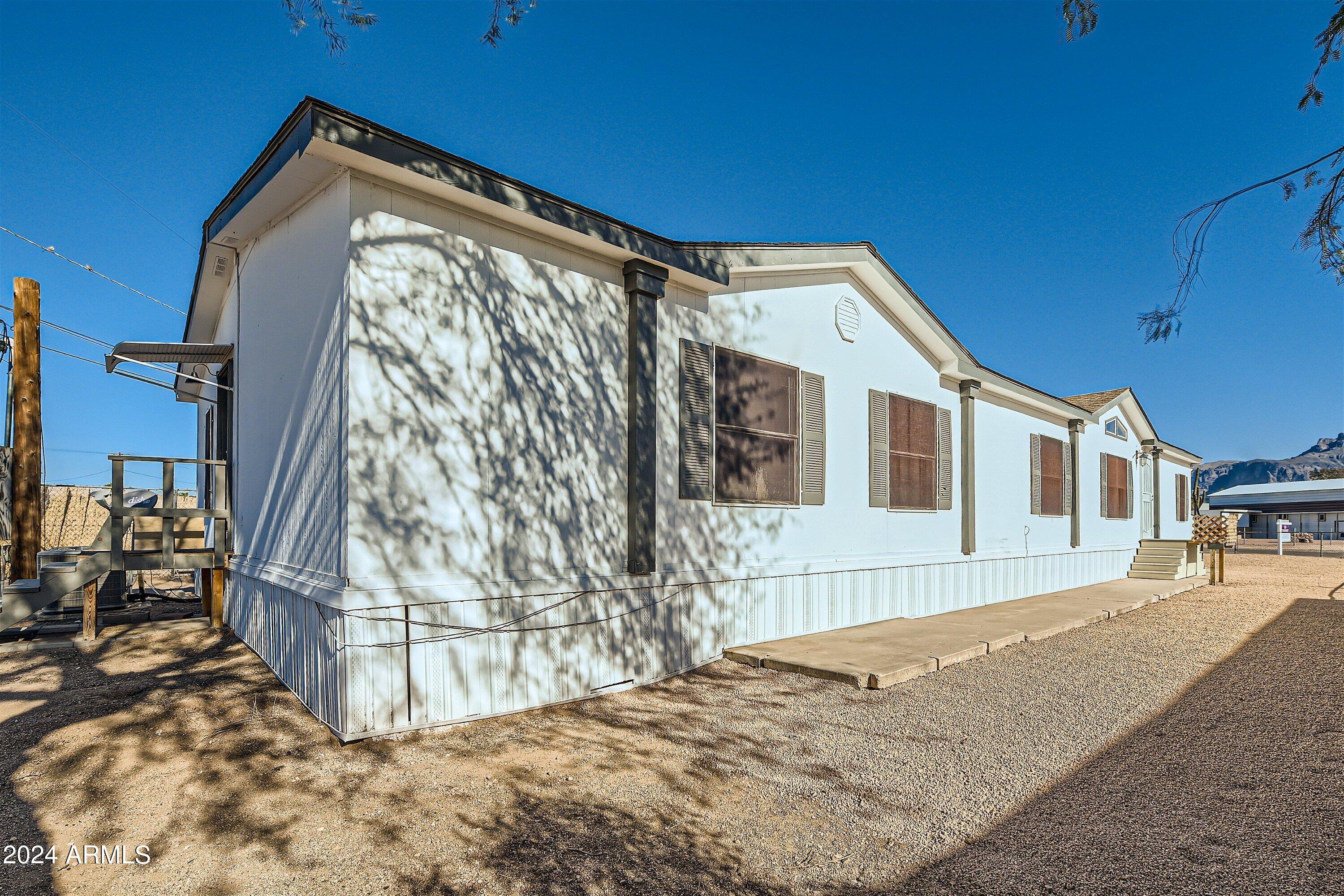 1954 South Mariposa Road Apache Junction, AZ 85119 - Photo 25 of 27 1954 S Mariposa Rd - MLS Sized - 002 - 0