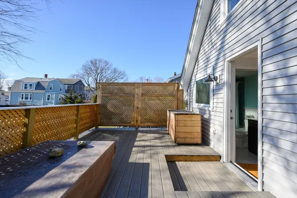 $719,900 | 18 Standish Road, Hull, MA 02045