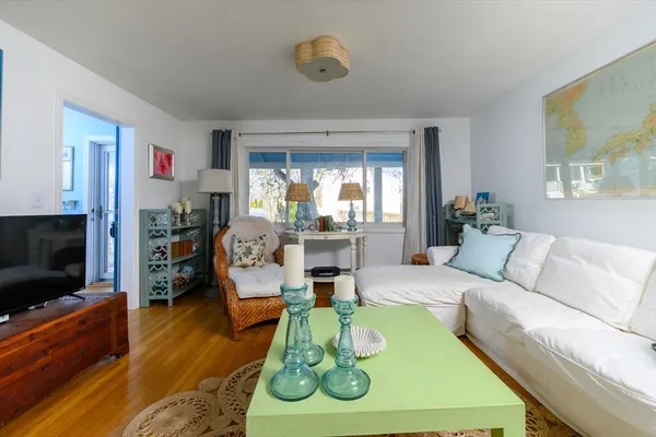 $719,900 | 18 Standish Road, Hull, MA 02045