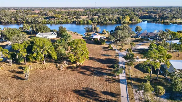 $720,000 | 2111 Gardner Court, Alva, FL 33920
