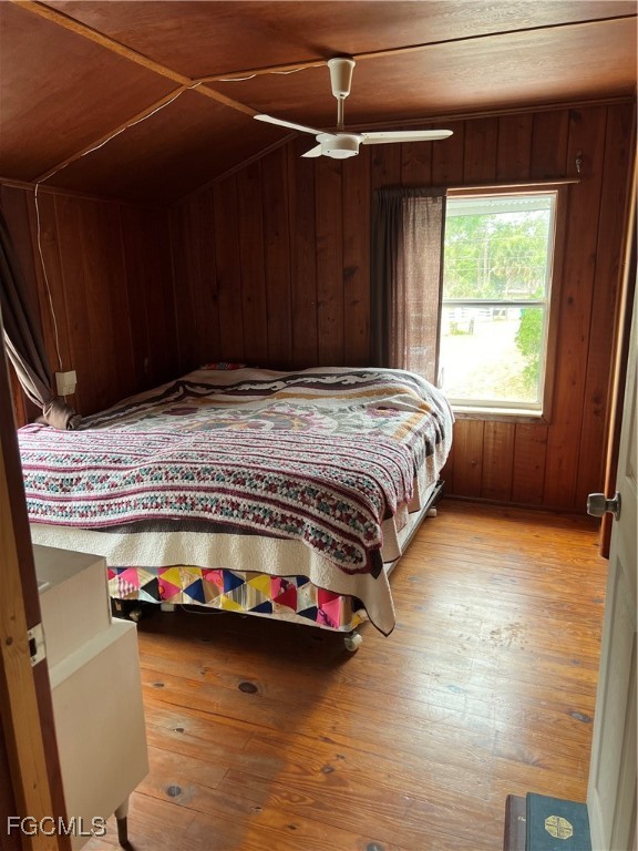 2111 Gardner Court Alva, FL 33920 - Photo 14 of 47 a bedroom with a bed and a window