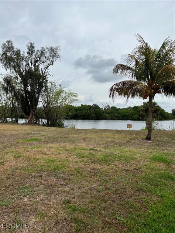 2111 Gardner Court Alva, FL 33920 - Photo 29 of 47 a view of outdoor space with mountain view