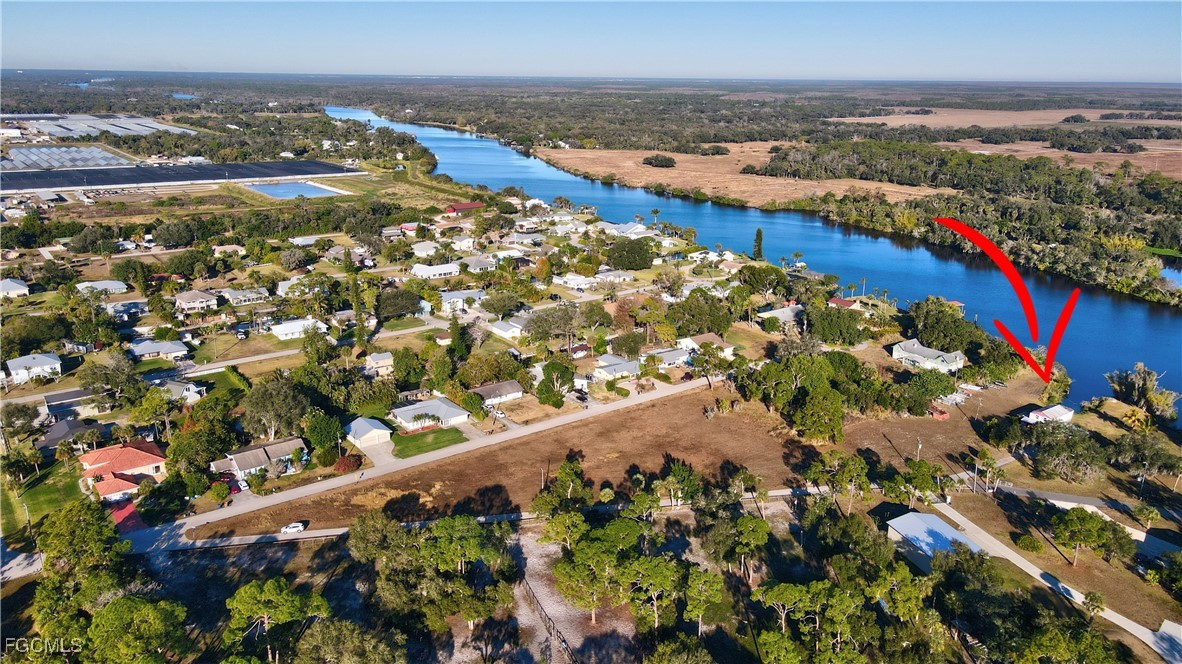 2111 Gardner Court Alva, FL 33920 - Photo 6 of 47