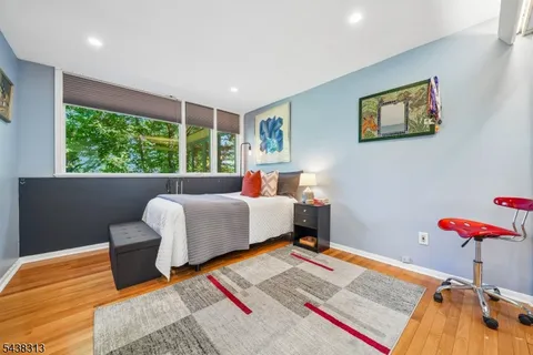 $1,299,000 | 21 Sheffield Terrace, West Orange, NJ 07052