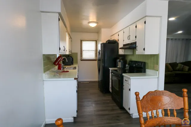 $209,000 | 919 Henry Street, Emporia, KS 66801