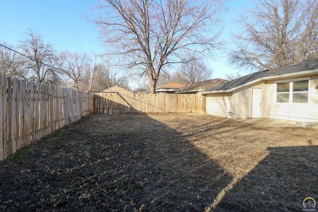 $209,000 | 919 Henry Street, Emporia, KS 66801