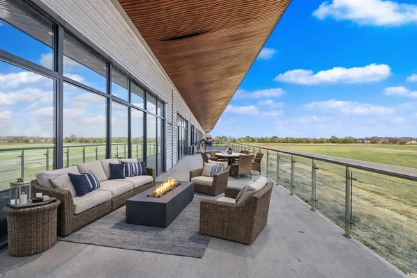 $695,000 | 400 Fast Lane, Unit 9, Anna, TX 75409