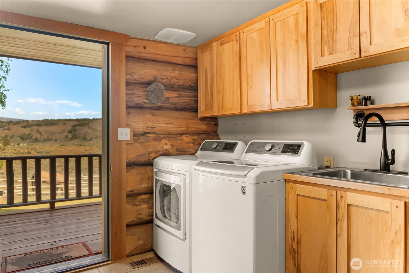 112 South Pine Creek Road Tonasket, WA 98855 - Photo 19 of 40