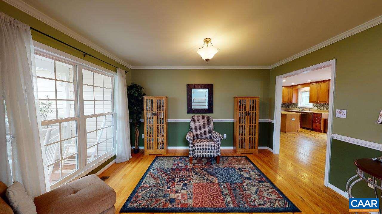 9 Tanglewood Road Palmyra, VA 22963 - Photo 5 of 34 a living room with furniture rug and wooden floor