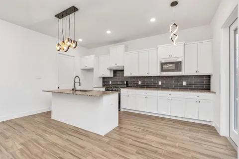 $339,000 | 5617 Savyon Drive, Houston, TX 77091