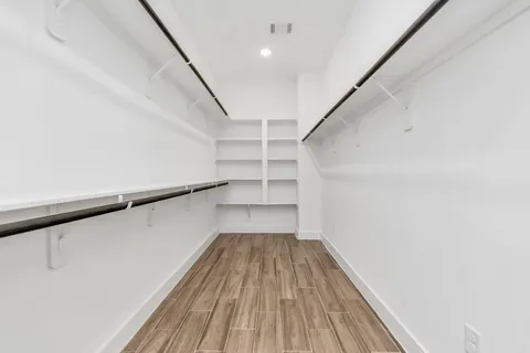 $339,000 | 5617 Savyon Drive, Houston, TX 77091