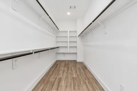 $339,000 | 5617 Savyon Drive, Houston, TX 77091