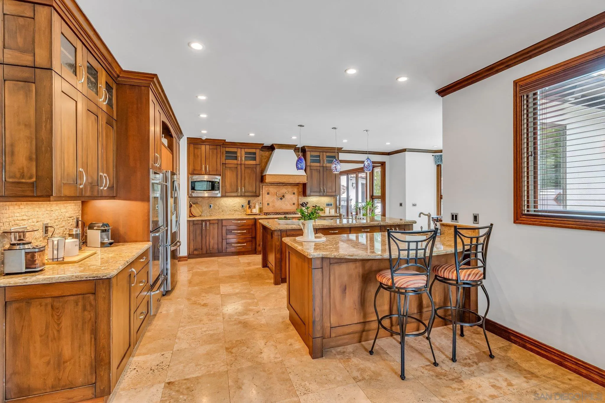 16655 Via Lago Azul Rancho Santa Fe, CA 92067 - Photo 16 of 66 Gallery Image 16