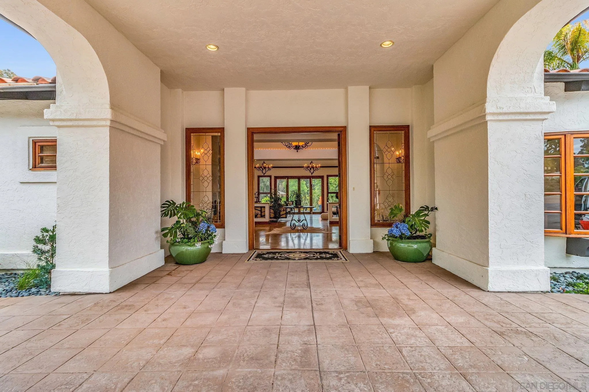 16655 Via Lago Azul Rancho Santa Fe, CA 92067 - Photo 5 of 66 Gallery Image 5