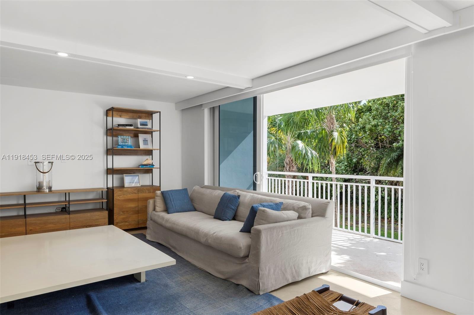 605 Ocean Drive, Unit 2L Key Biscayne, FL 33149 - Photo 6 of 46 LIVING ROOM OPEN TO SPACIOUS TERRACE
