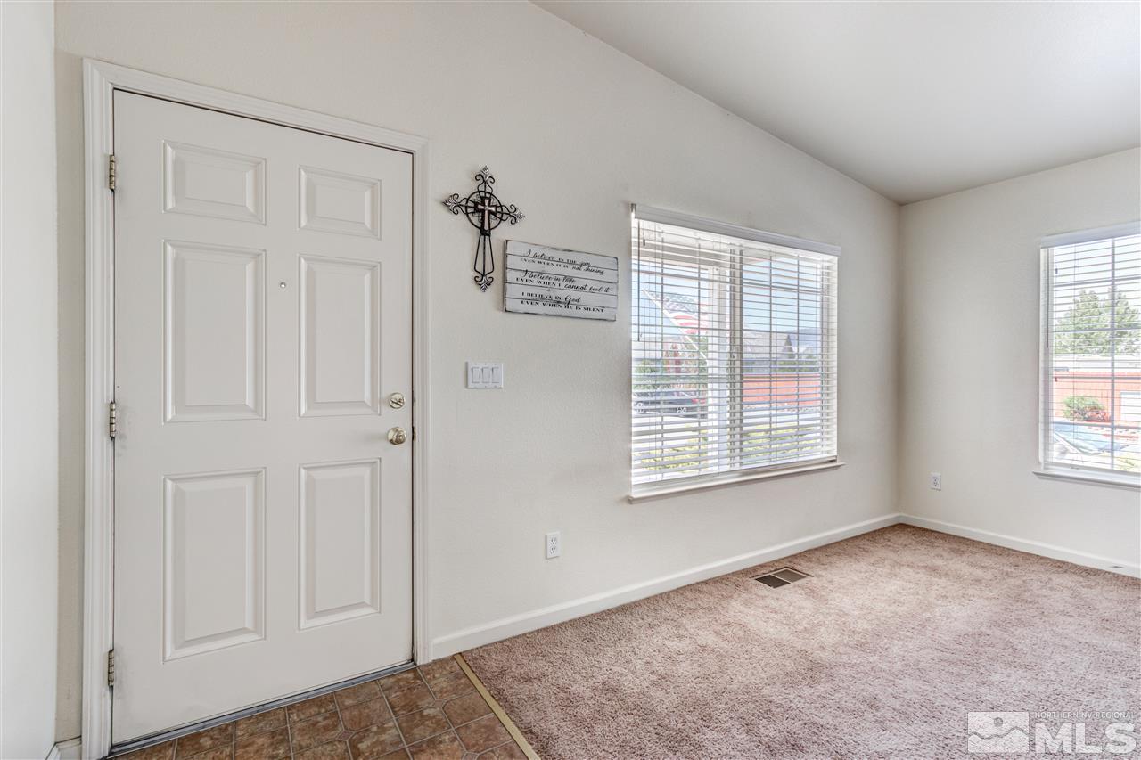 18115 Alexandria Drive Reno, NV 89508 - Photo 4 of 29 Photo 4