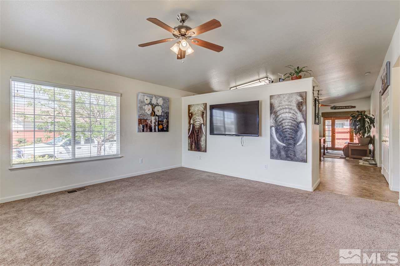 18115 Alexandria Drive Reno, NV 89508 - Photo 5 of 29 Photo 5