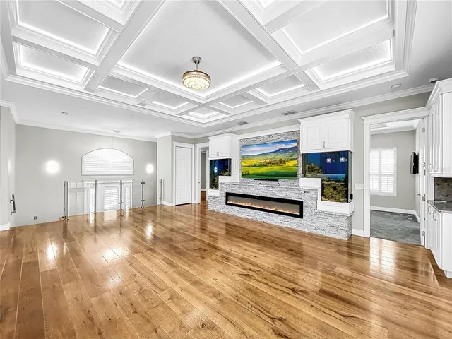 a view of a room with an empty space