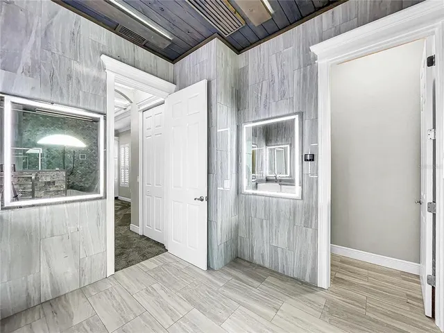 $1,050,000 | 4260 Columbus Drive, Hernando Beach, FL 34607