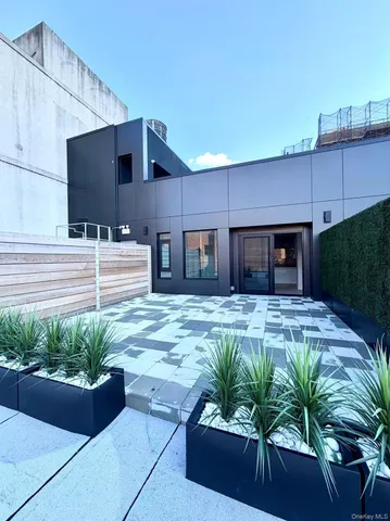 $3,800 | 40-09 29th Street, Unit 2C | Long Island City