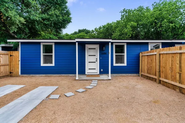 $1,950 | 1618 Webberville Road, Unit A, Austin, TX 78721