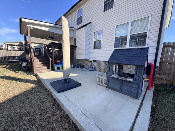 $1,995 | 2360 Colston Drive, Clarksville, TN 37042