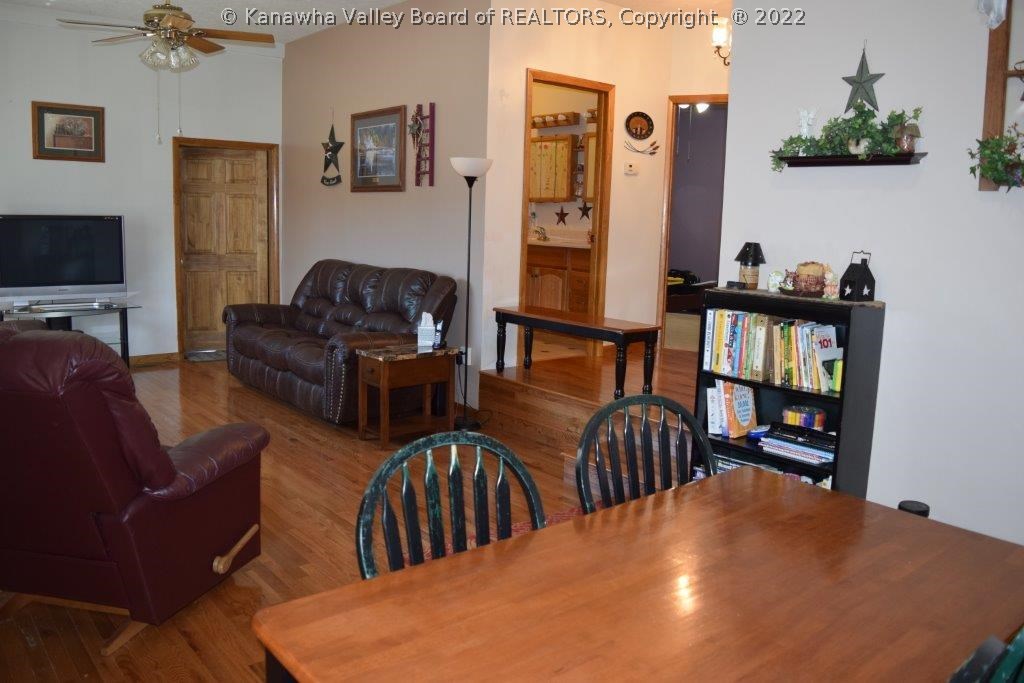 245 1/2 North Pinch Road Elkview, WV 25071 - Photo 7 of 30 Gallery Image 7