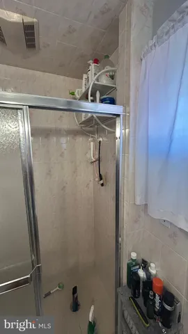 $3,200 | 121 Kingfield Road, Philadelphia, PA 19115